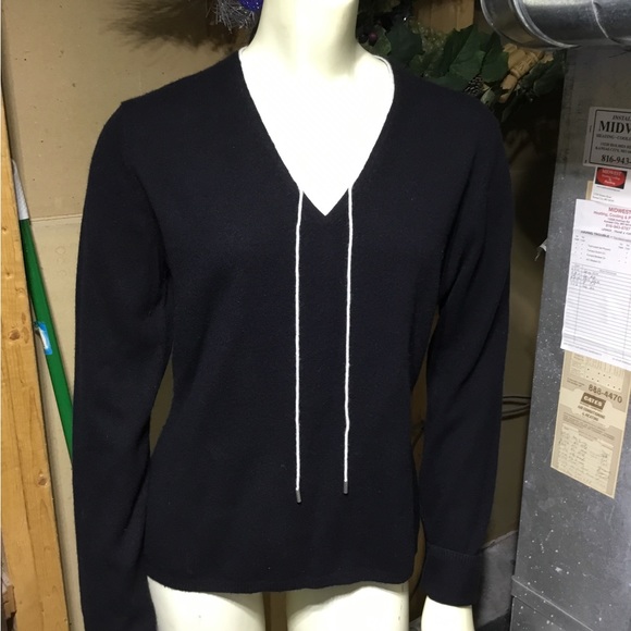 Neiman Marcus Cashmere Sweater - Picture 15 of 16